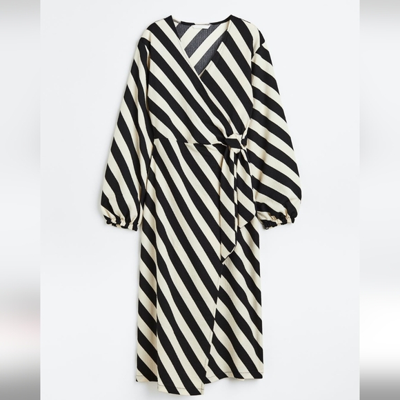H&M Balloon Sleeved Wrap Dress - Picture 4 of 5